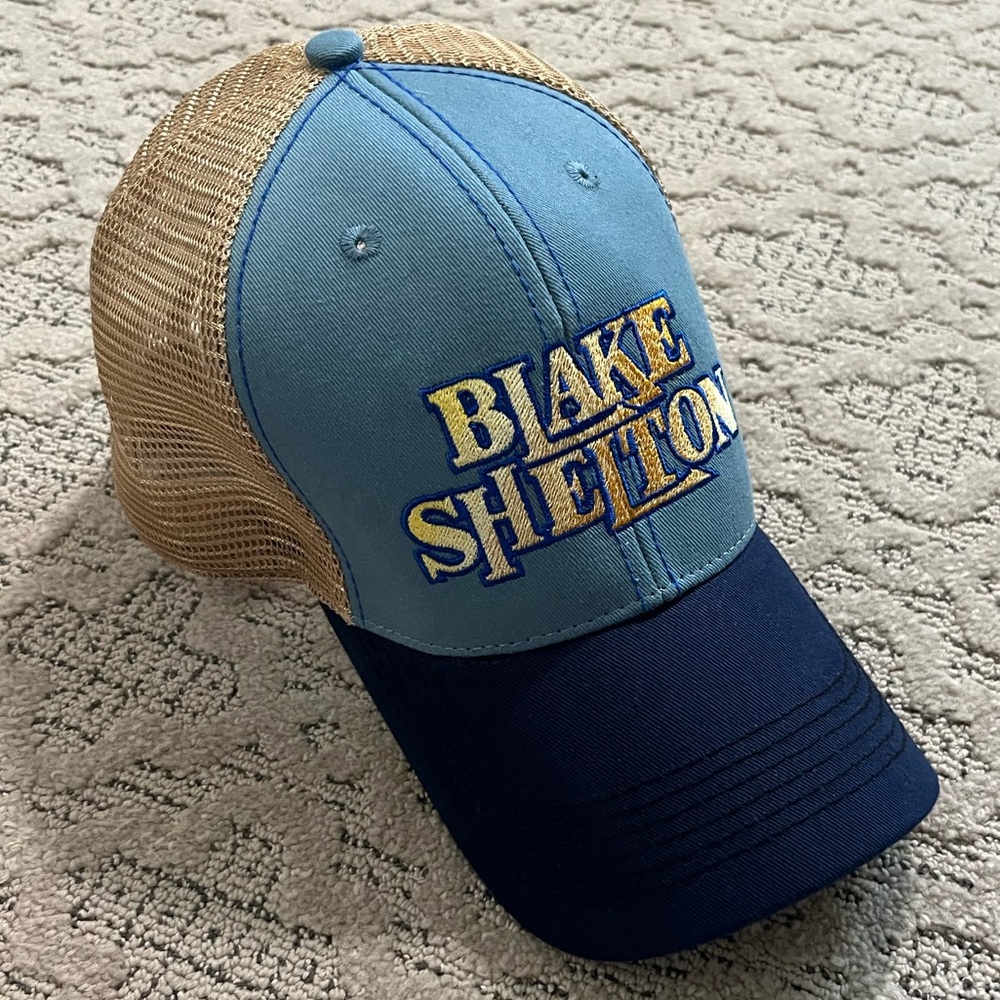 🎸 '18 Blake Shelton Country Artist Freaks Tour Unworn Trucker Snapback Hat